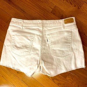 Vintage Levis White Denim Shorts Size 8